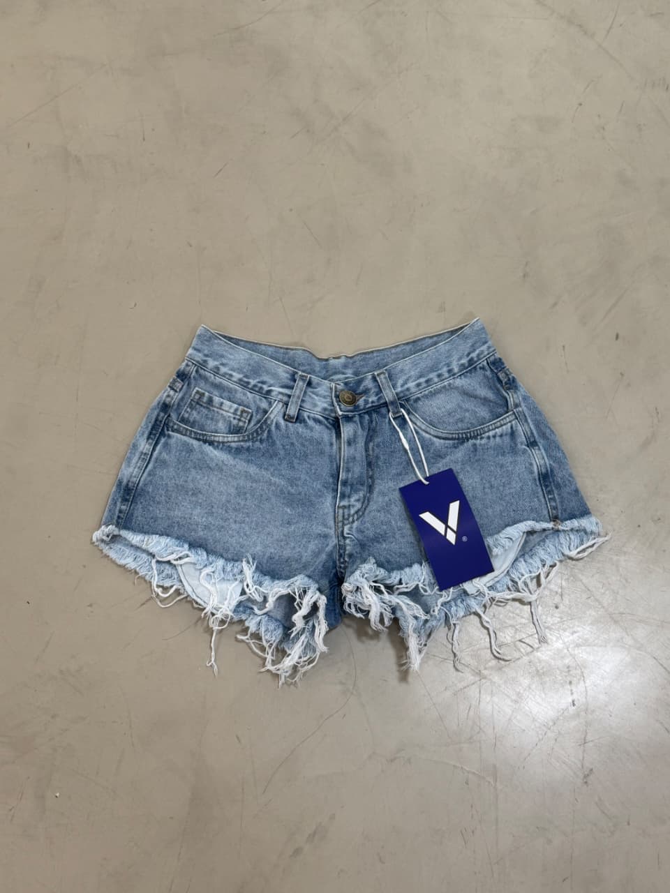 SHORT FLECO  NEVADO LOCALIZADO >>tiro bajo