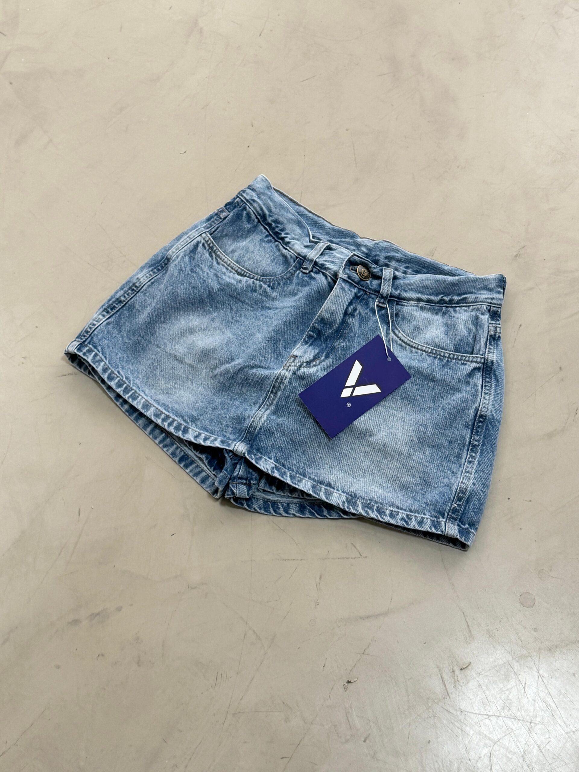 POLLERA SHORT NEVADO LOCALIZADO DENIM