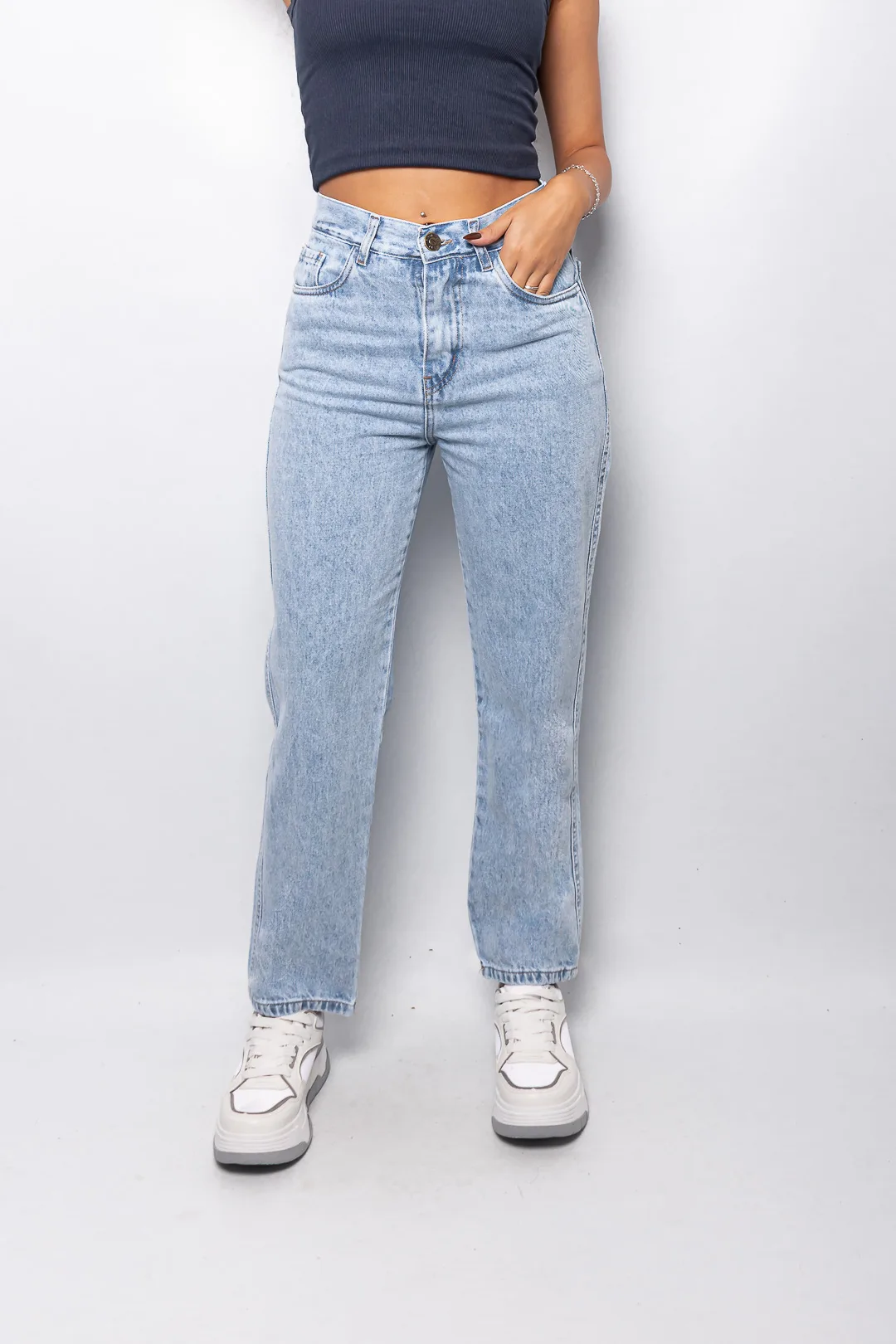 Alternative view of MOM RÍGIDO NEVADO