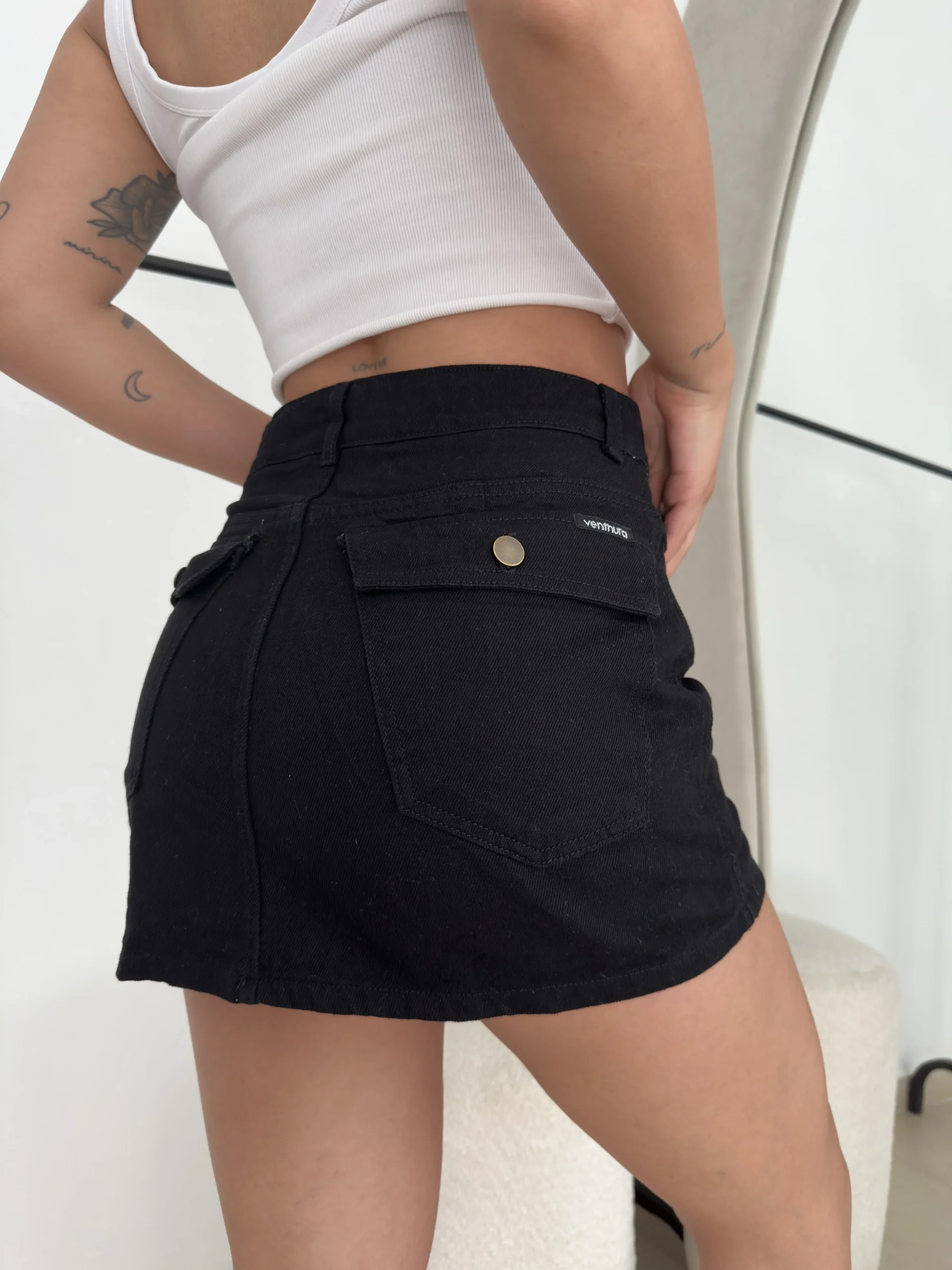 Alternative view of POLLERA SHORT RÍGIDO NEGRO 🖤TAPITA